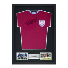 Framed Geoff Hurst Signed West Ham Shirt: 1964 Framed Geoff Hurst Signed West Ham Shirt: 1964