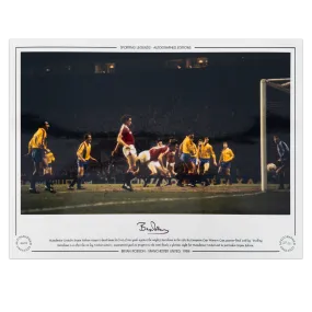Bryan Robson Signed Manchester United Photo: European Cup Winners Cup - Authentic Memorabilia